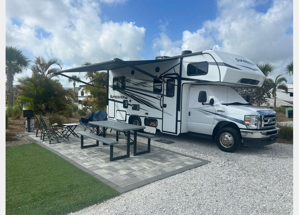 Class C Motor Home rentals in Odessa