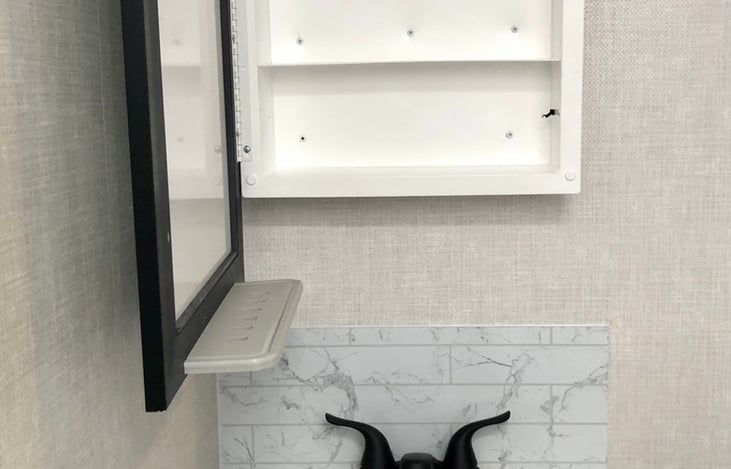 Great for toiletries.