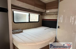 2017 Winnebago View - Easy to Drive!