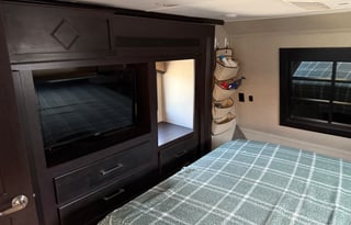 2018 Keystone RV Raptor 424TS