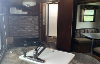 "Jackson" 2013 Keystone Sprinter BHSD1518