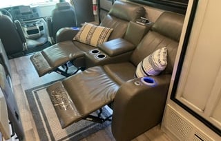2022 Entegra Coach Odyssey 31F