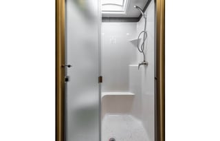 2019 Thor Motor Coach Aria 3901