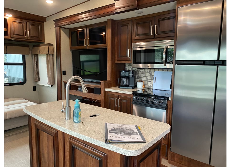 Fifth Wheel rentals in Seymour