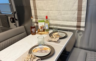 2024 Airstream RV Classic 33FB Twin