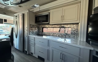 Leo's Legend- 2022 Holiday Rambler Navigator