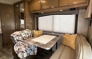 2022 Thor Motor Coach Chateau RV