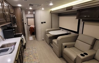 "Seoul Drifter" - 2022 Class C RV