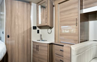 2019 Entegra Coach Qwest 24K