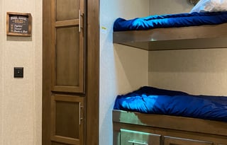 2018 Keystone RV Cougar Half-Ton Series 34TSB