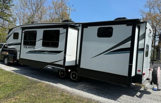 2021 Crossroads Volante 310BH