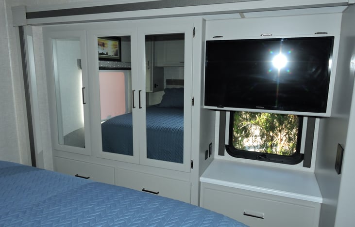 Master with closet and TV