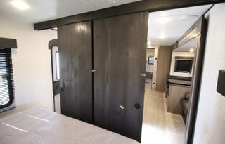 2021 Keystone RV Hideout 318BR