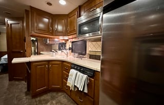 Thor with Living Room/Outdoor furniture/Grill