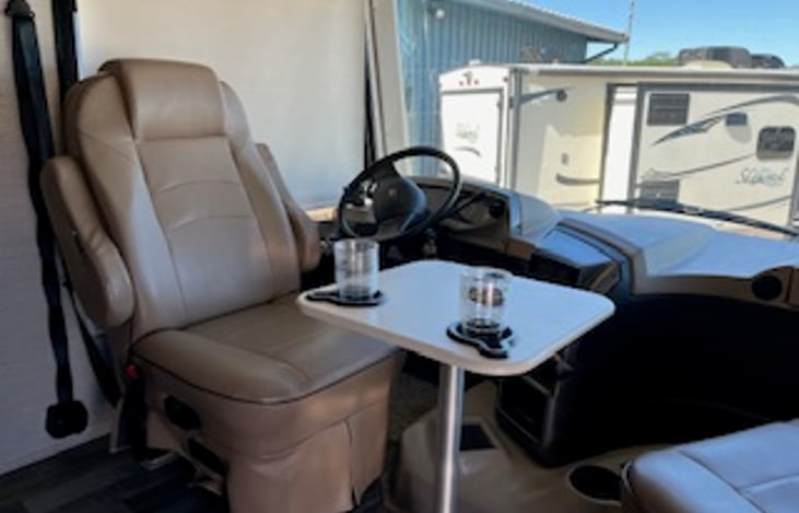 Driver seat and cockpit table