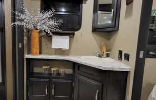 The Couples Retreat, **Pet Friendly**