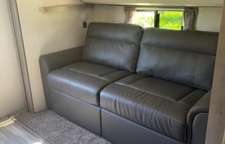 2021 Winnebago Industries Towables Voyage 3639BHL