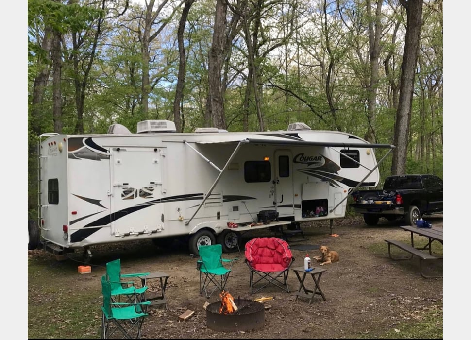 Fifth Wheel rentals in Mount Horeb