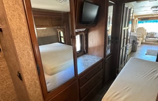 Adventure The 2014 Thor Motor Coach Windsport 34E