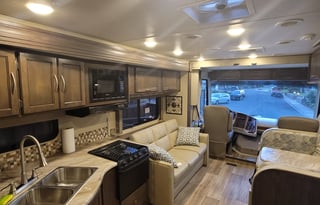 2019 Coachmen RV Pursuit 31BH