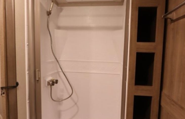 Full size RV shower.