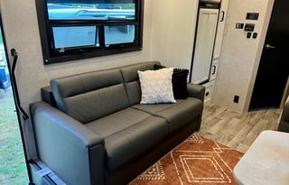 8 Sleeper '23 Entegra Coach Odyssey 31F- "Liberty"