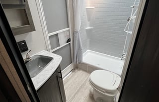 2021 Shasta 26DB Travel Trailer