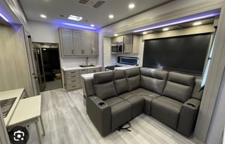2025 Grand Design Momentum M-Class 344M