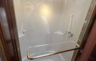 2002 Monaco Knight 36 PBD