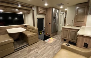 Leticia's 2019 Jayco Precept