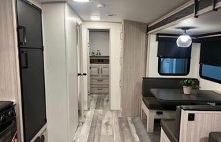 Sundance 291QB - 2 Bedroom Travel Trailer