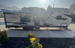 CSNRS' Oasis RV Rentals  –  Your Home on the Road!