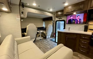 2021 Jayco Alante 26X: Easy drive/Veteran Discount