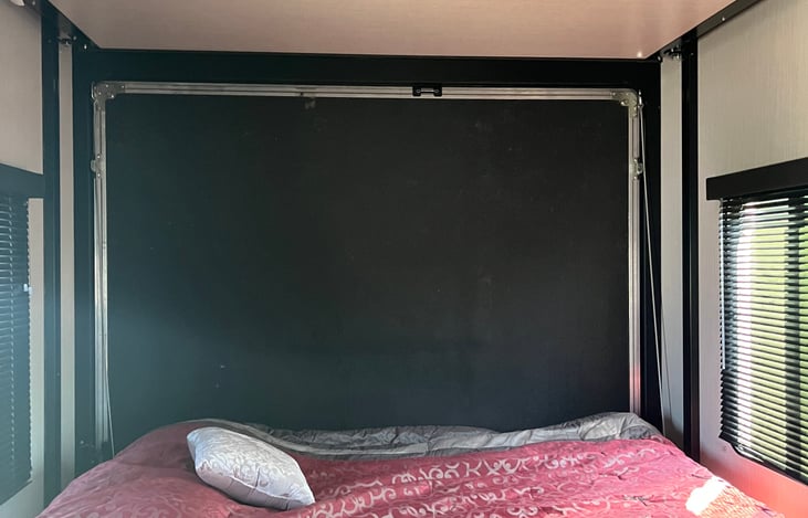 Dual queen beds in garage