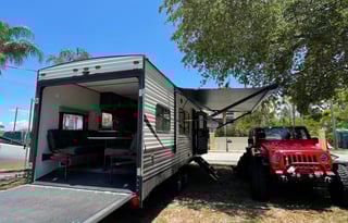 2021 Dutchmen RV Coleman Lantern Series 250TQ