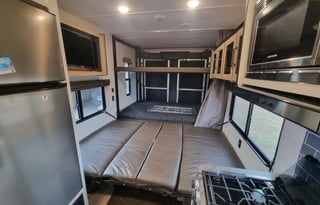 2022 Palomino Puma XLE Lite 25TFC