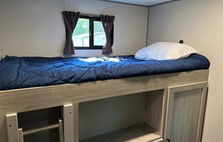 2024 Couchman - Perfect for Your Next Adventure!