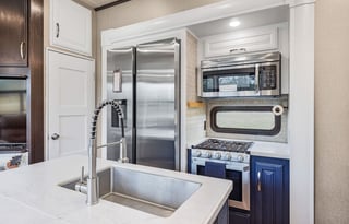 2018 Grand Design Momentum 351M ( Delivery Only)