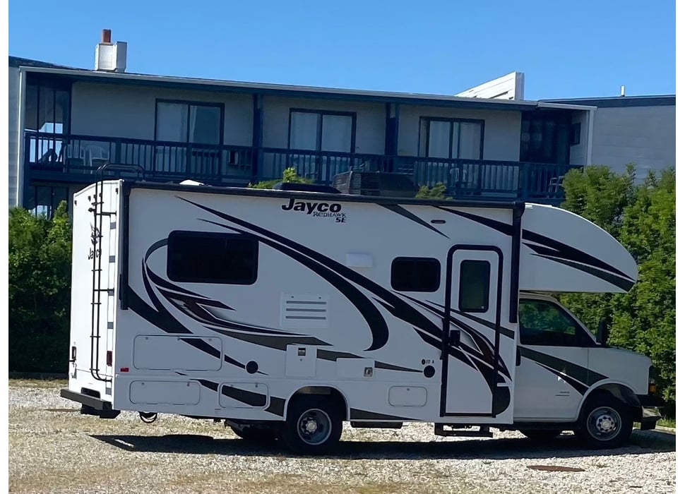 Class C Motor Home rentals in Fort Lee