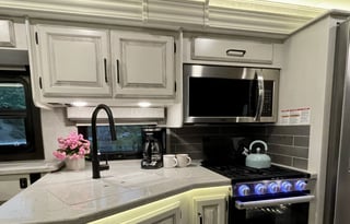 Meet Rosanna - The Cozy Family Friendly Entegra 34