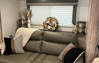 Minnie Winnie FLX | Solar Bunkhouse | Sleeps 6!