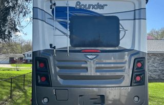 Happy RV Escape Rentals