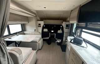 2021 Mercedes Delano 24FB