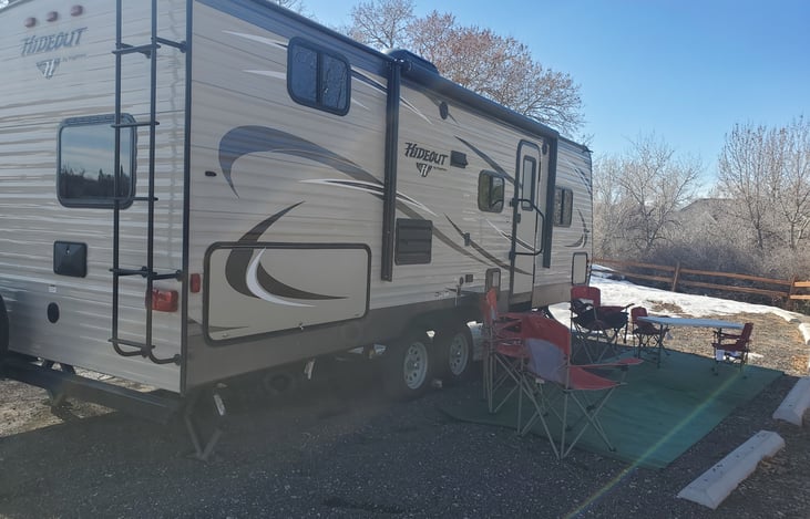 4 Adult and 2 Children Camping chairs. Artificial turf carpet for outdoor use