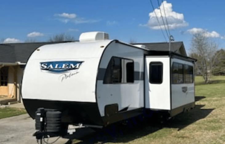 View from the front with slide out