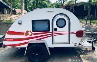 Teardrop trailer lightweight and easily and fun