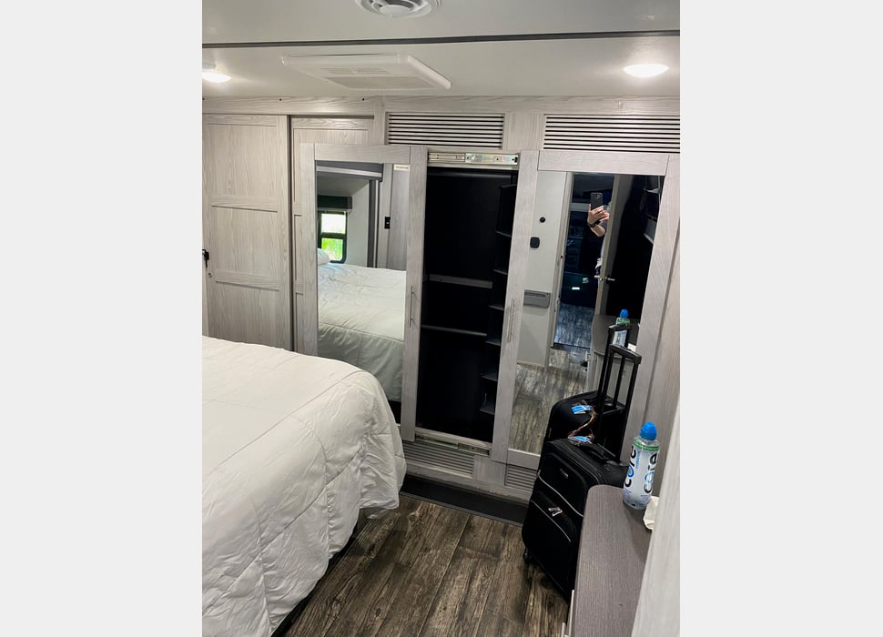 Fifth Wheel rentals in PHOENIX