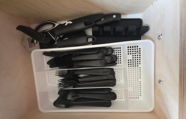 Utensils & can opener