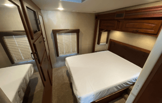 Ultimate home on wheels!-2013 Jayco Greyhawk 29KS