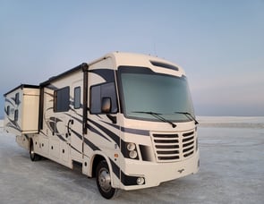 Forest River RV FR3 32DS